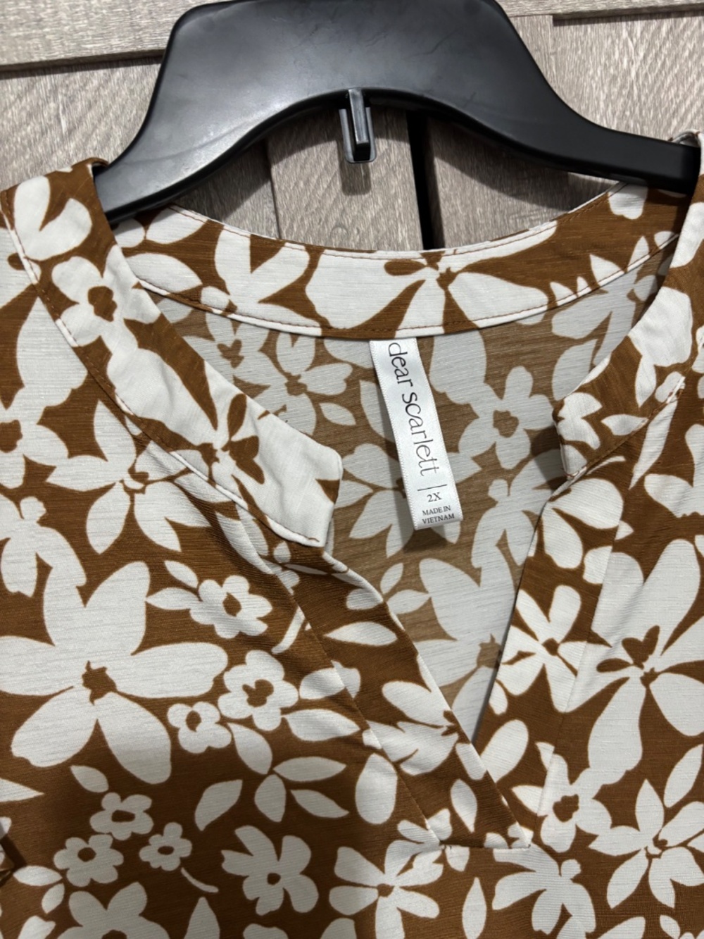 Dear Scarlett Lizzy Print Wrinkle Free Flutter Sleeve Dress 2X plus - Picture 3 of 12